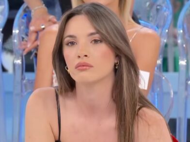 nadia nello studio di uomini e donne